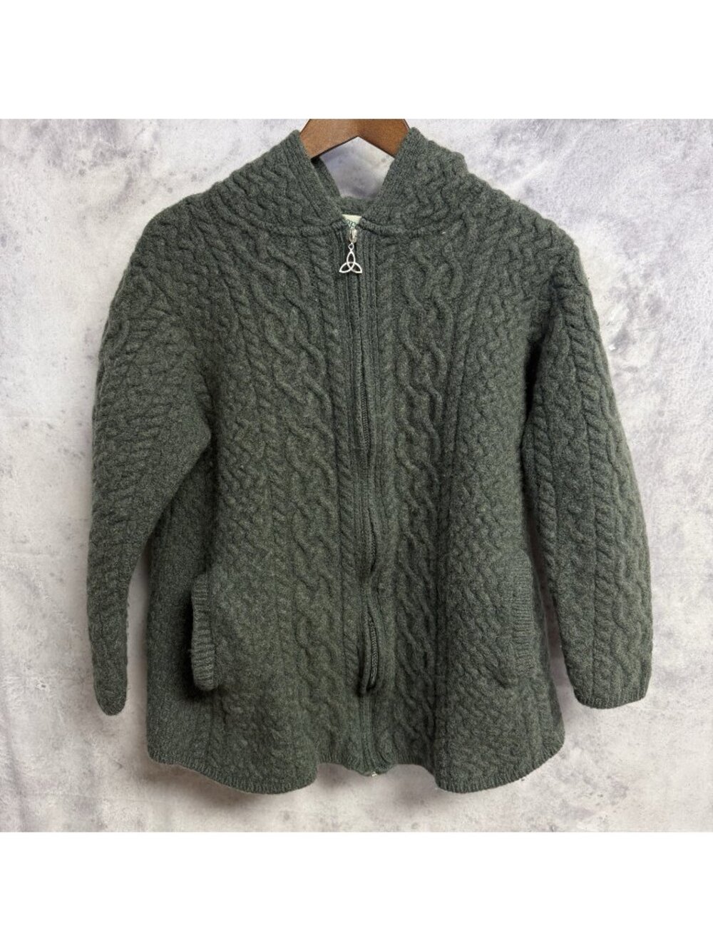 (READ DISCRIPTION) XL Olive Green ZIP UP WOOL SWEATER